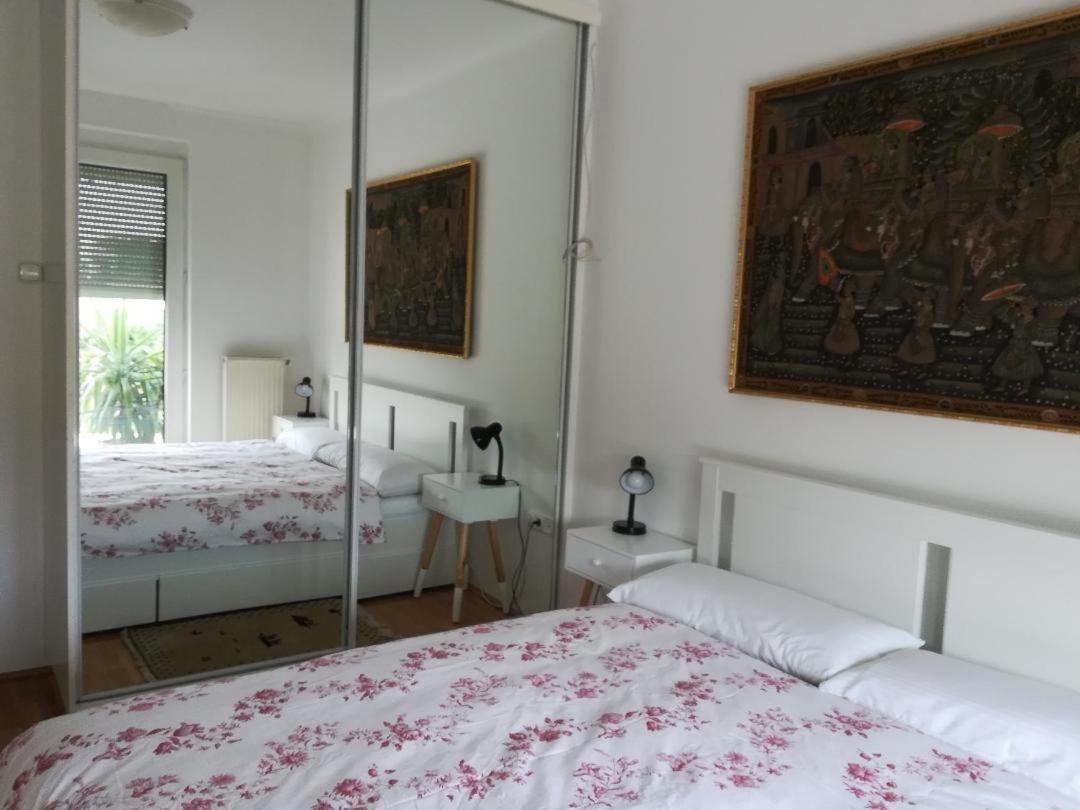 Homy Apartment In Buda, With Safe Garage And Terrace Budapest Extérieur photo